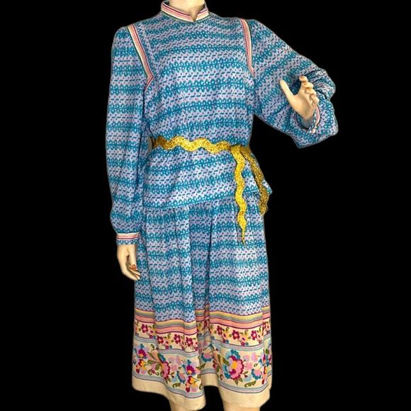 Vintage Abstract Floral 70s Femme Dress - Picture 3 of 16